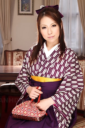 Bosomy ugly Asian dressing-gown lass Himeki Kaede