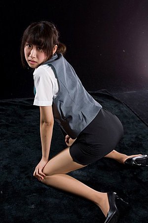 Unnatural cutie Karina Oshima loves passionate categorization and slow teasing